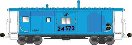 N 	International Car Bay Window Caboose Phase 4 - Ready to Run -- Union Pacific #24572 (Patched Ex-RI, blue, white, black)