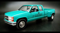 '96 Chevrolet C3500 Dually Pickup EasyBuild (1/25 Scale) Plastic Vehicle Model Kit