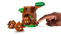 LEGO Super Mario Goombas' Playground