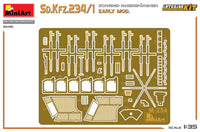 Sd.Kfz.234/1 Schwere Panzerspahwagen Early w/Interior (1/35 Scale) Plastic Military Model Kit