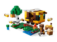 LEGO Minecraft: The Bee Cottage