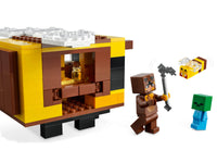 LEGO Minecraft: The Bee Cottage