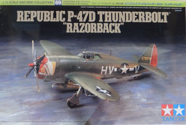 Republic P-47D Thunderbolt "Razorback" (1/72 Scale) Plastic Aircraft Model Kit