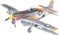 North American F51D Mustang Korean War (1/48 Scale) Plastic Aircraft Model Kit