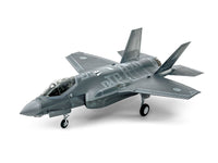 Lockheed Martin F-35A Lightning II (1/48 Scale) Plastic Aircraft Model Kit