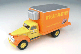 Oscar Mayer's (orange, yellow) 1941-1946 Chevrolet Reefer Truck