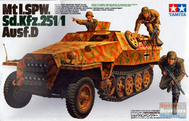 Mtl. Spw Sd.Kfz. 251/1 Ausf.Dk (1/35 Scale) Plastic Military Model Kit