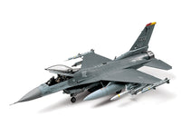 Lockheed Martin F-16CJ (Block 50) Fighting Falcon (1/72 Scale) Plastic Aircraft Model Kit